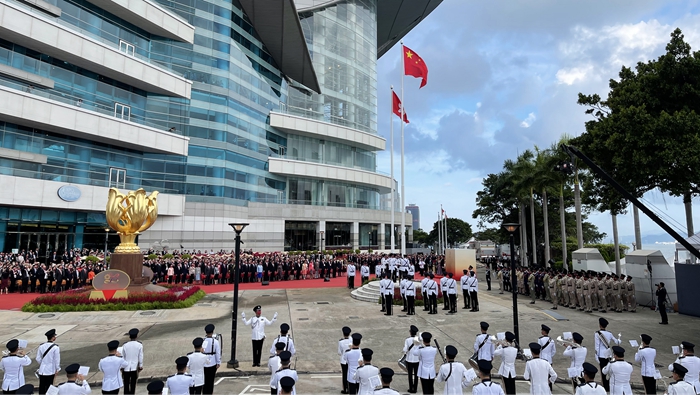 2025-2024年澳门和香港宣布一肖一特三期必开一中已合法公开|综合研究解释落实